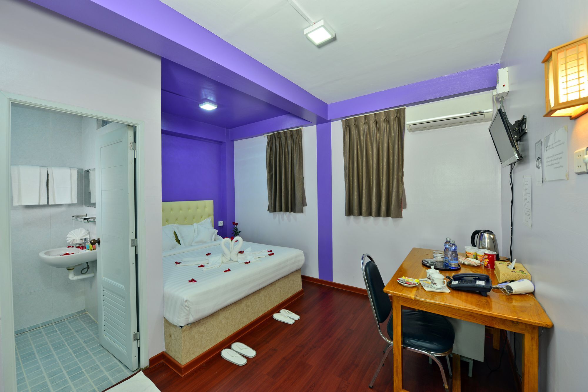 Okkala Hotel Yangon Eksteriør bilde